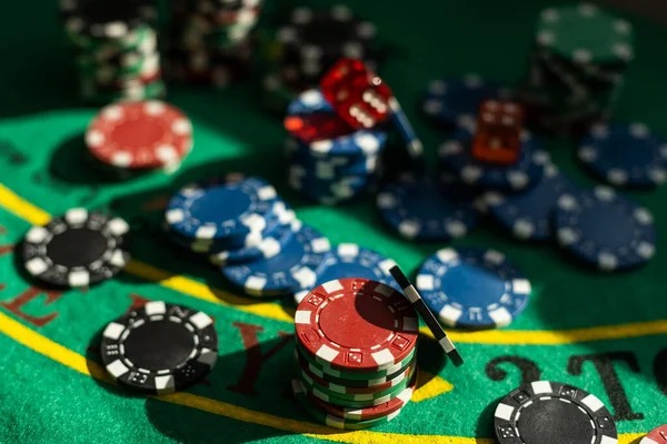 qqvictory Round-led table rhythm